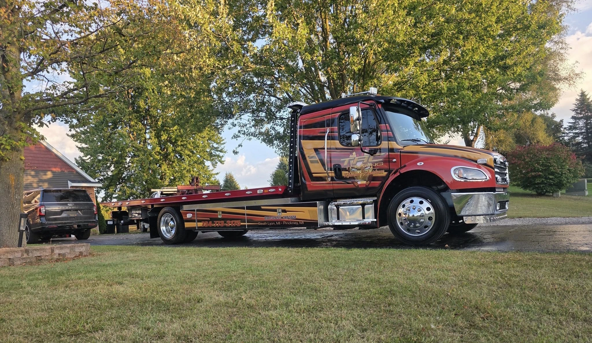 towing and roadside assistance services in Livingston County Michigan